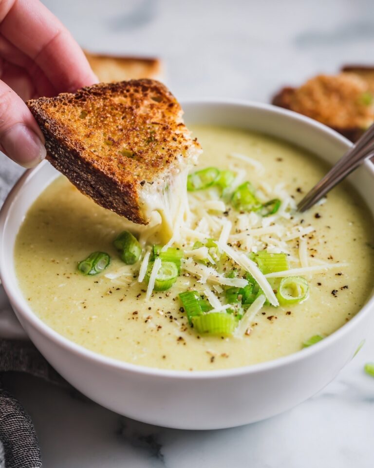 Roasted Garlic Cheddar Cauliflower Soup Recipe