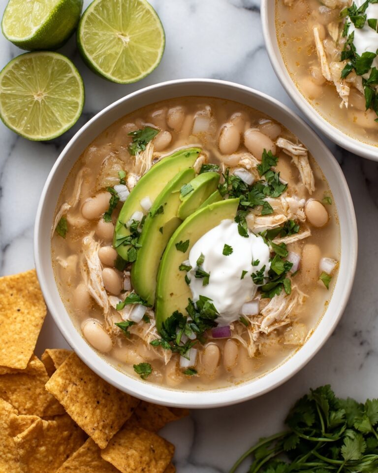 Slow Cooker White Chicken Chili Recipe