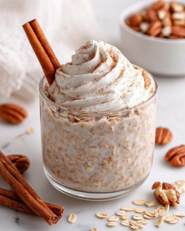 Cinnamon Roll Overnight Oats Recipe