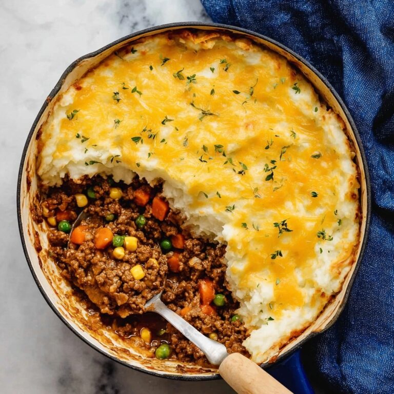 Classic Shepherd’s Pie with Mashed Potatoes and Beef Filling Recipe